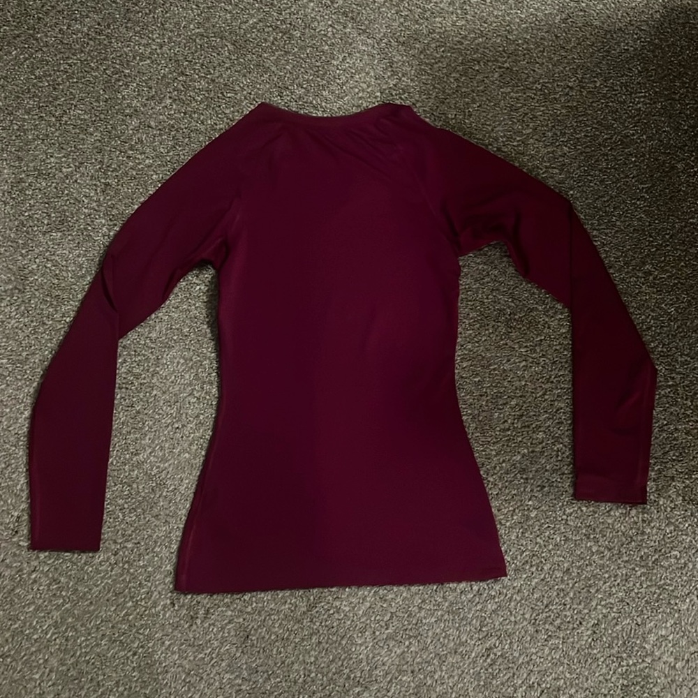 Nike pro longsleeve shirt. Xs